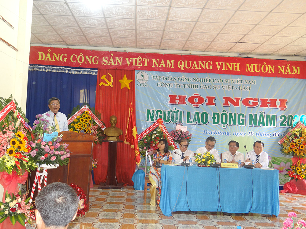 Phát biểu của Phó TGĐ ông nguyễn Tiến Đức tập đoàn cncs Việt Nam phát biểu tại hội nghị người lao động năm 2020